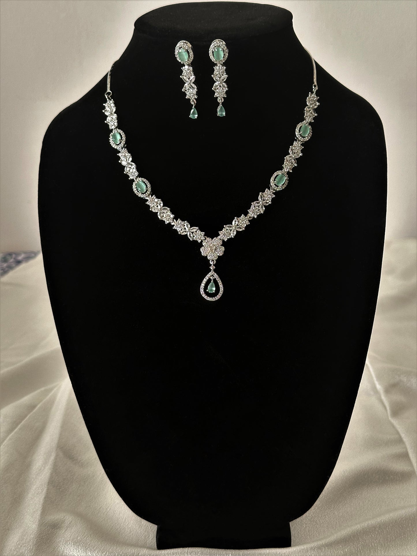 Constella- Pear Drop AD Necklace Set - Mint