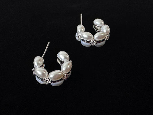 Double Layer Pearl C shaped Earring