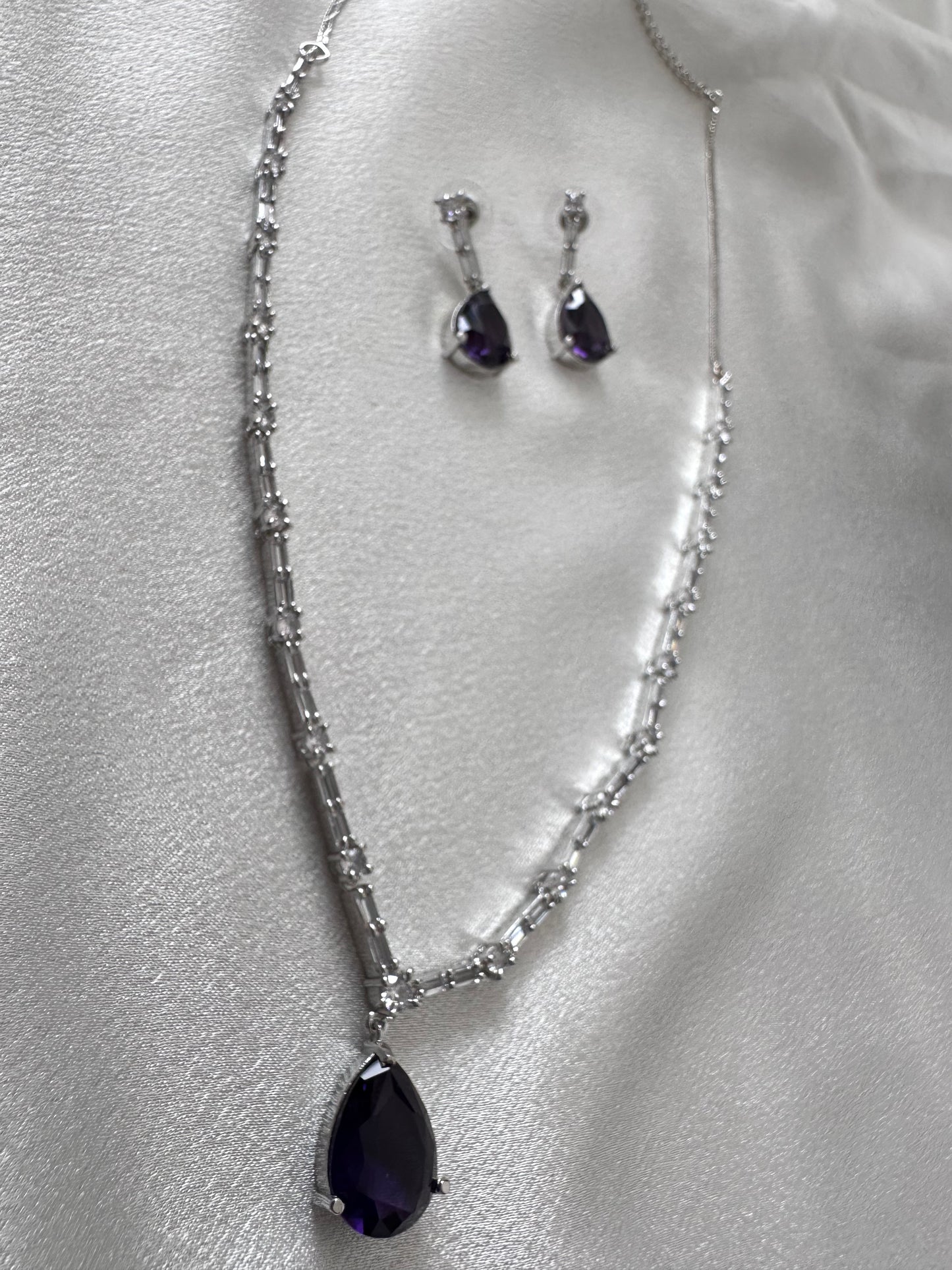 Dia- Pear drop American Diamond Set