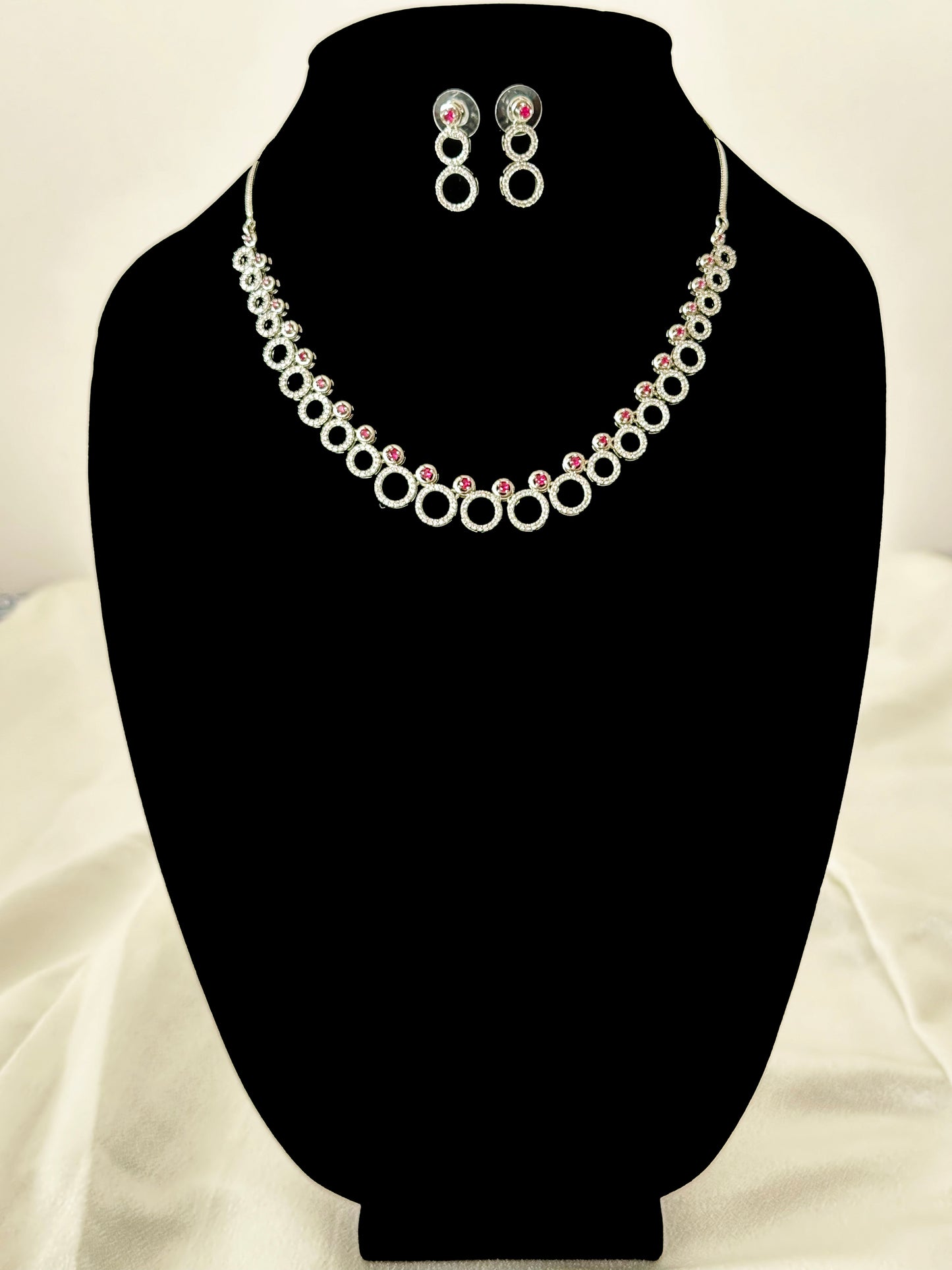 Dai- Ring Pattern Gimmel AD Necklace Set - Ruby