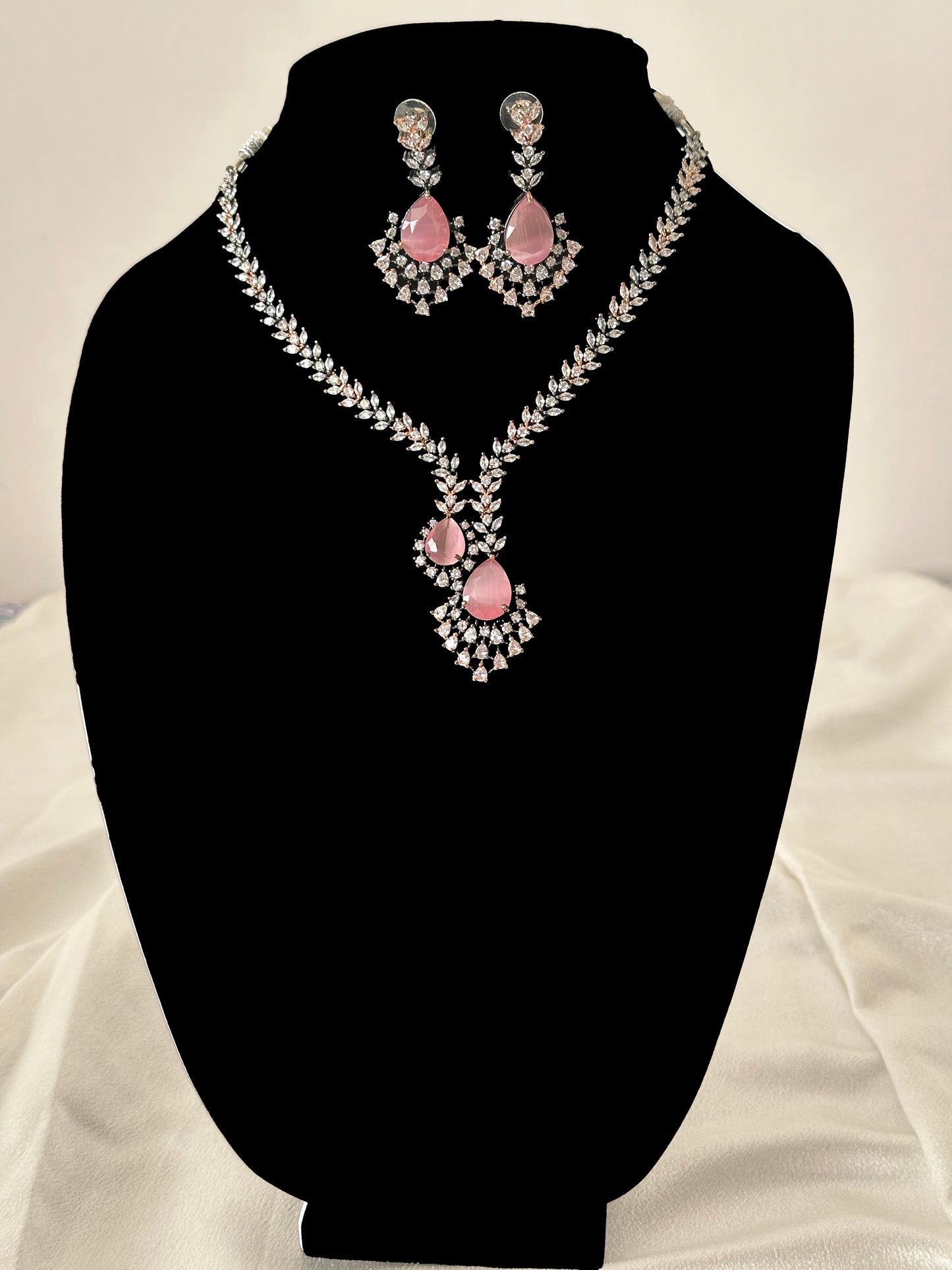 Allure- AD Necklace Set - Rose
