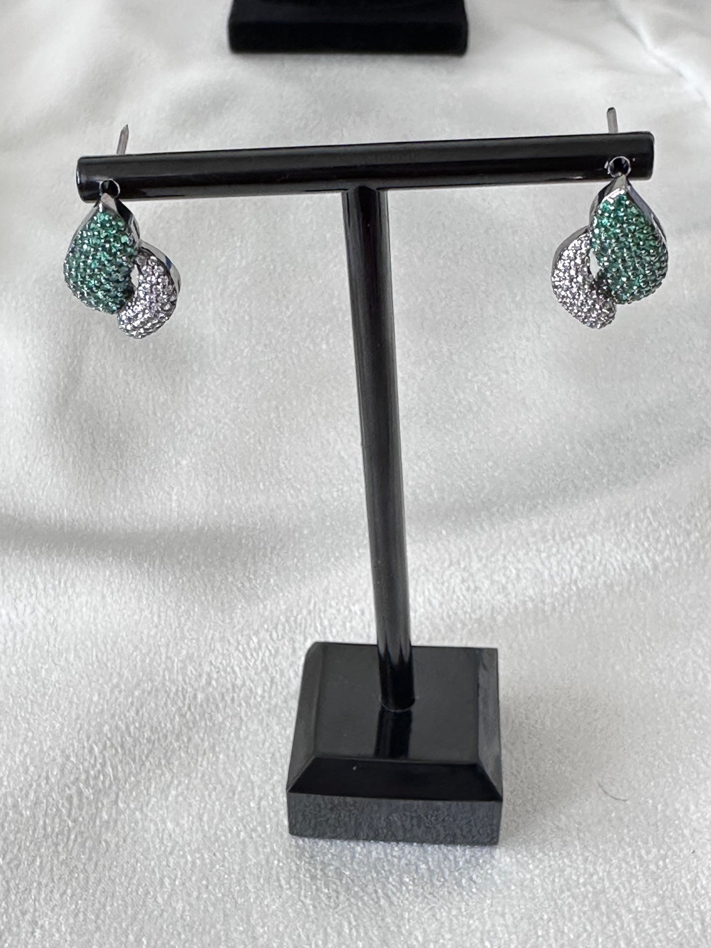 Contra AD Earring Drop